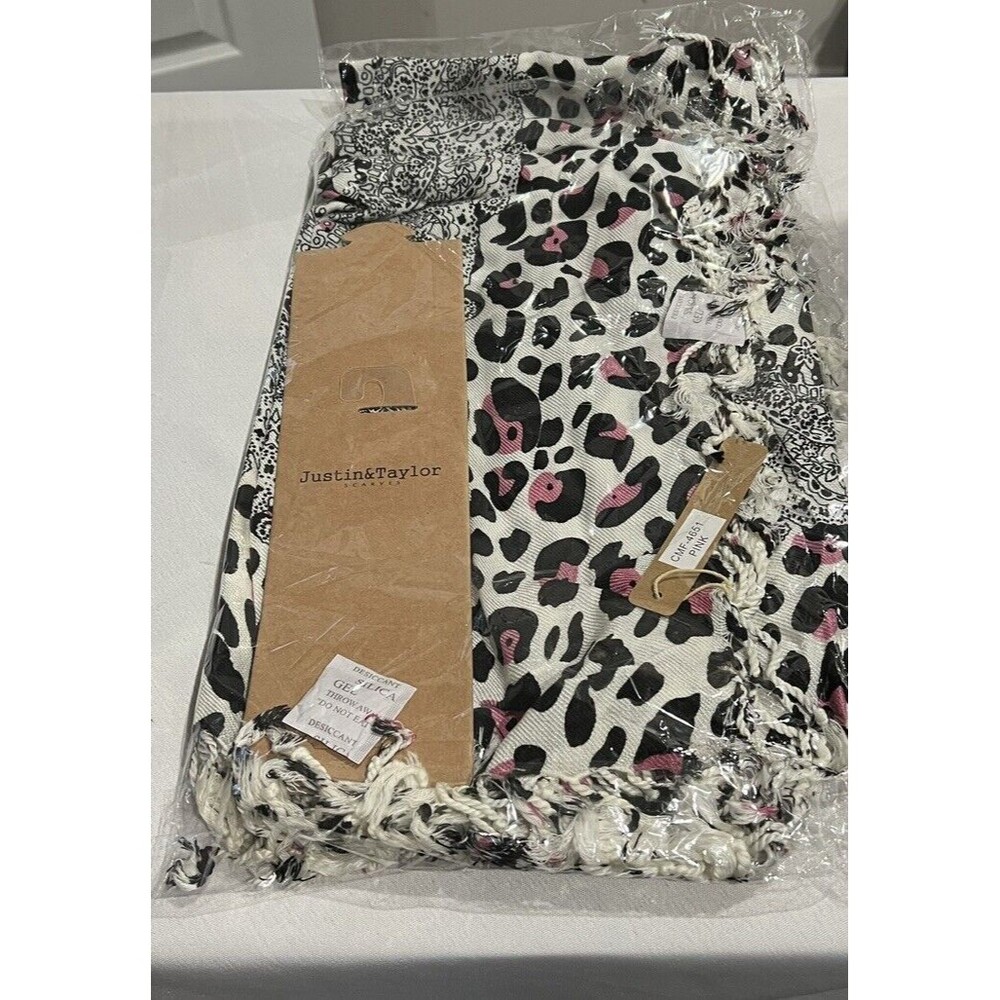 Justin & Taylor Scarf Pink White Animal Cheetah Print CMF-4651